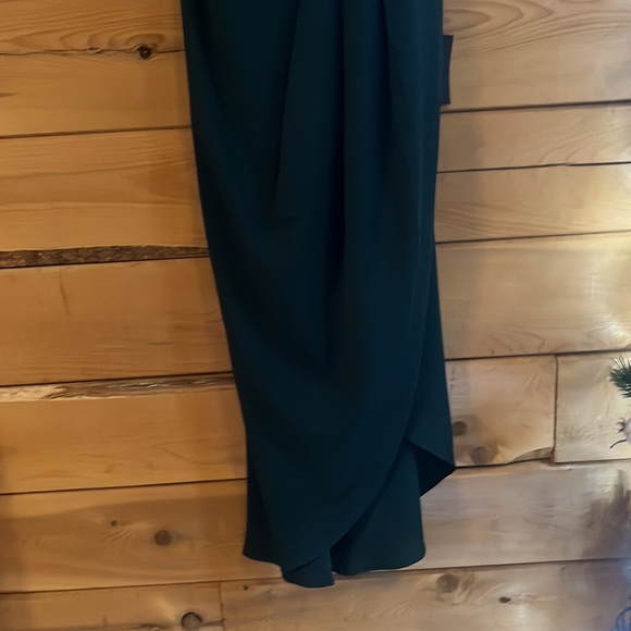 Lulu’s Dark Green Dress - Picture 5 of 10